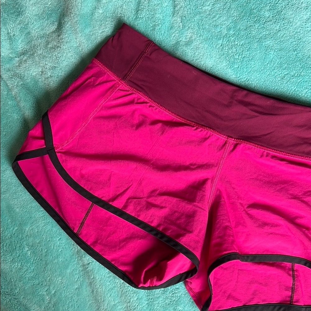 Pink Lulu low rise 2.5in speed up short